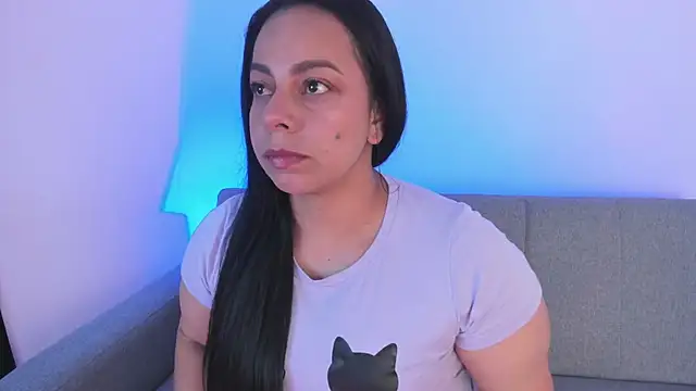 jimena chic1 online show from 01-06-26, 10:47