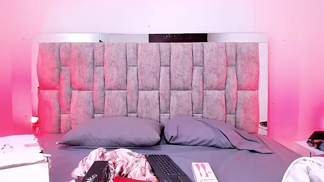 ZafiraNavarro online show from 03-04-26, 08:16