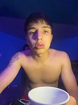 Snapshot of pabonsitoo chatting on 11-26-25, 03:06 pabonsitoo online show from 11-26-25, 03:06