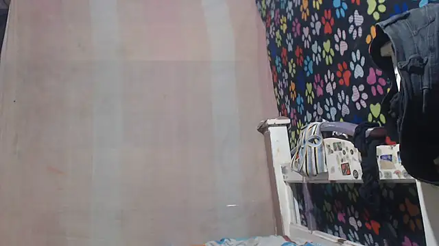 Snapshot of ELIZABET2- chatting on 06-25-26, 12:10 ELIZABET2- online show from 06-25-26, 12:10