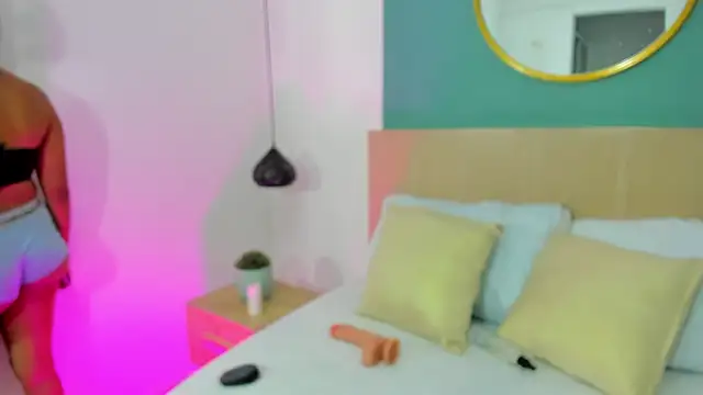 cloey07  online show from 01-09-26, 07:32