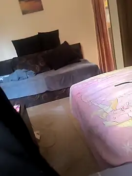 Snapshot of w1cked_couple chatting on 02-26-26, 02:50 w1cked couple online show from 02-26-26, 02:50