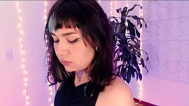 justmartina  online show from 03-19-26, 02:22