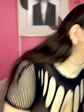 Snapshot of Scarletts_Boobs chatting on 11-28-25, 08:09 Scarletts Boobs online show from 11-28-25, 08:09