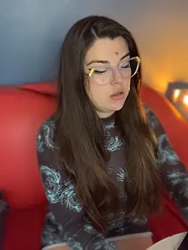 Snapshot of Scarletts_Boobs chatting on 12-05-25, 09:23 Scarletts Boobs online show from 12-05-25, 09:23