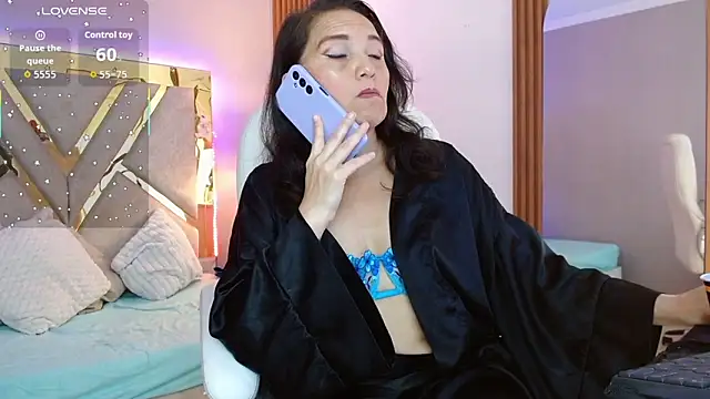 Alexa Murphy  online show from 01-14-26, 01:04