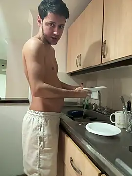 Snapshot of RicoValen chatting on 02-22-26, 01:30 RicoValen online show from 02-22-26, 01:30