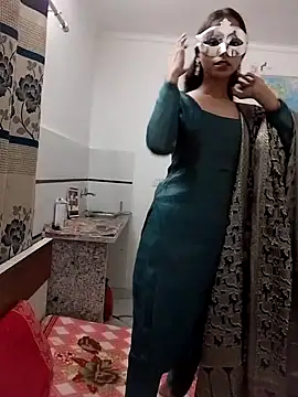 Snapshot of Cute_Girl_27 chatting on 11-27-25, 10:05 Cute Girl 27 online show from 11-27-25, 10:05