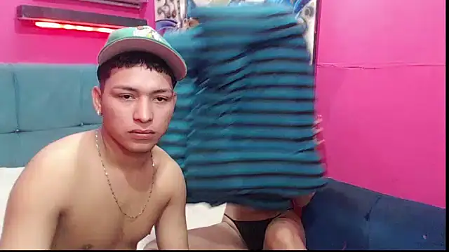 twinks fuck online show from 03-13-26, 07:08