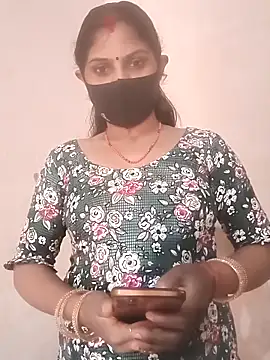 Pooja bhabhi00 online show from 12-01-25, 07:20