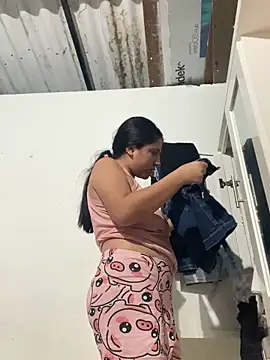 Emily milk 1 online show from 04-01-26, 05:20