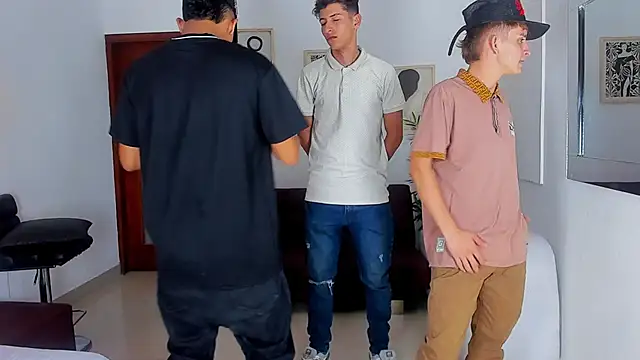 Crazy porkys online show from 03-18-26, 07:15