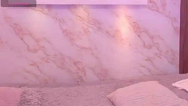 Dakota ferreti  online show from 04-10-26, 02:46