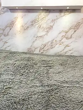 Dakota ferreti  online show from 12-18-25, 09:40