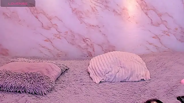 Dakota ferreti  online show from 03-31-26, 08:22