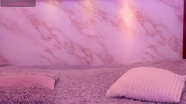 Dakota ferreti  online show from 03-29-26, 09:16