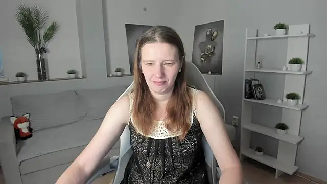 KathrineMeyer online show from 12-03-25, 03:07