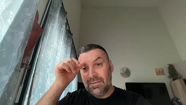 coolsmith81 online show from 06-04-26, 06:51