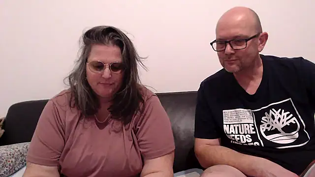 bea french curvy online show from 02-08-26, 09:34