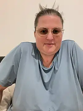 bea french curvy online show from 01-14-26, 08:56