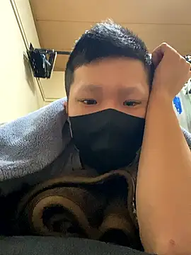 takashiT0903 online show from 01-08-26, 12:00