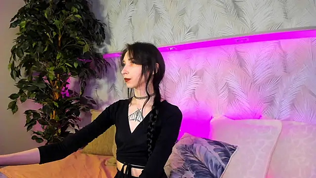 Ellen Hops online show from 03-21-26, 08:04