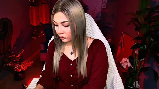 HyileyClark online show from 03-25-26, 09:19