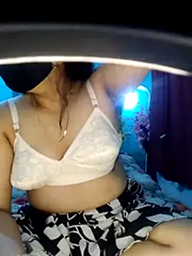 priya2098 online show from 07-07-26, 06:55