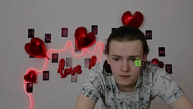 Snapshot of leo_void chatting on 02-20-26, 08:22 leo void online show from 02-20-26, 08:22