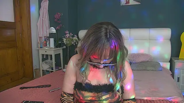 Cougar Milff online show from 05-03-26, 04:10