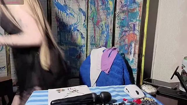 Adell Love online show from 05-31-26, 05:08
