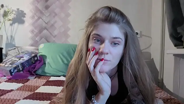 Adell Love online show from 07-16-26, 04:37