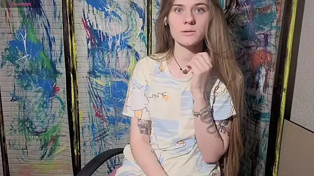 Adell Love online show from 04-22-26, 08:15
