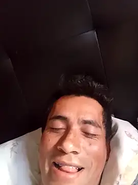 zeusdiosd online show from 12-18-25, 01:04