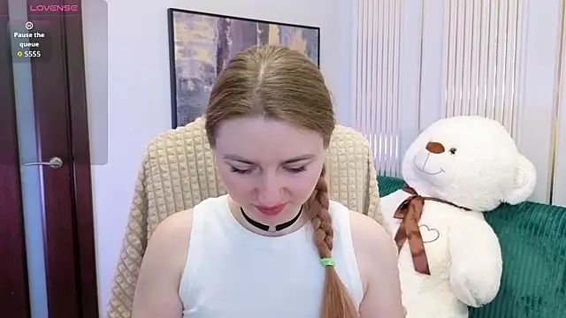 Snapshot of SofiAngela chatting on 03-09-26, 01:09 SofiAngela online show from 03-09-26, 01:09