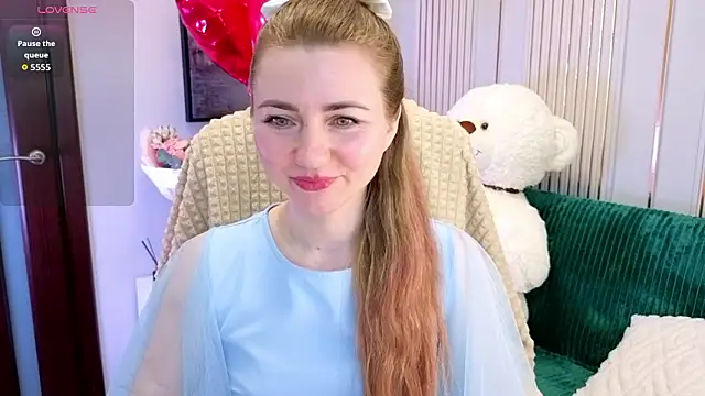 SofiAngela online show from 02-15-26, 01:06