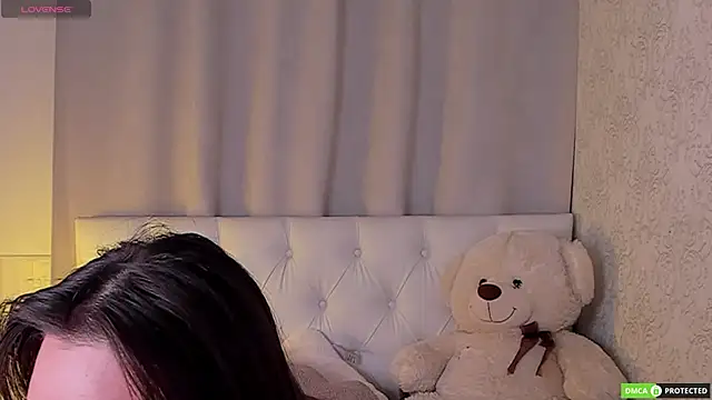 StellaGregory online show from 04-18-26, 08:27