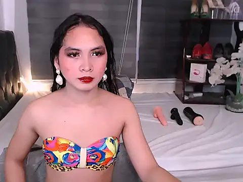 Snapshot of sylvannia_cumslut chatting on 12-19-25, 02:59 sylvannia cumslut online show from 12-19-25, 02:59