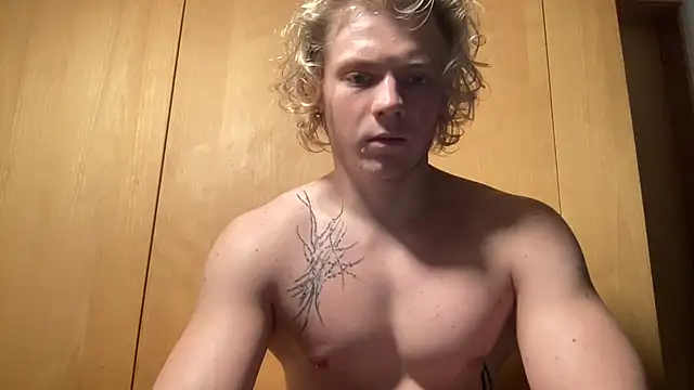 Snapshot of AlexBarczuk chatting on 02-17-26, 01:41 AlexBarczuk online show from 02-17-26, 01:41