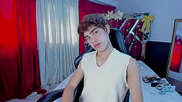 Snapshot of Jacobelord chatting on 12-18-25, 01:15 Jacobelord online show from 12-18-25, 01:15