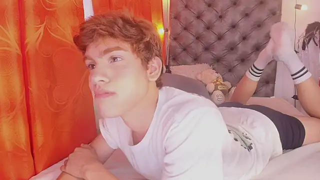 Jacobelord online show from 04-12-26, 01:58