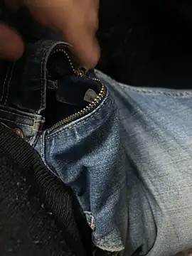 your playboy 00 online show from 12-20-25, 07:50