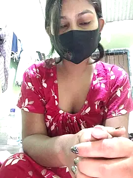 Hot-Bidhika online show from 12-17-25, 04:34