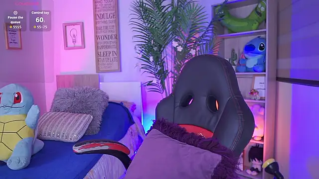 Snapshot of dakotaa_01 chatting on 02-25-26, 03:23 dakotaa 01 online show from 02-25-26, 03:23