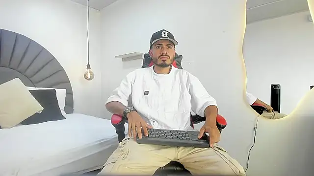 MatthewCullen online show from 02-08-26, 07:44