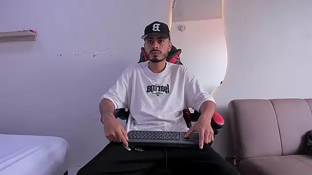 MatthewCullen online show from 02-02-26, 08:41