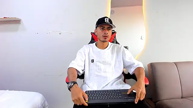 MatthewCullen online show from 12-14-25, 09:42