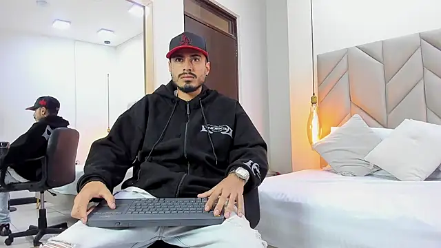 MatthewCullen online show from 04-18-26, 03:09