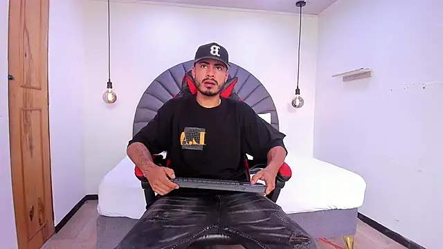 MatthewCullen online show from 02-03-26, 07:41