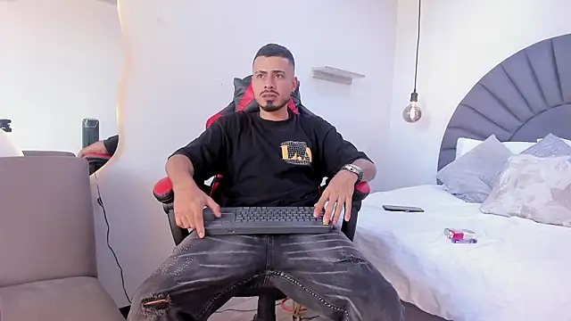 MatthewCullen online show from 03-09-26, 07:50